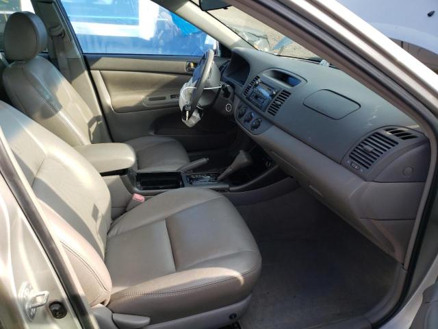 Photo 5 from auction – 2004 TOYOTA CAMRY LE with VIN 4T1BE32K44U894248