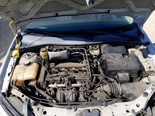 Photo 7 from auction – 2005 FORD FOCUS ZX5 with VIN 3FAFP37N55R125811