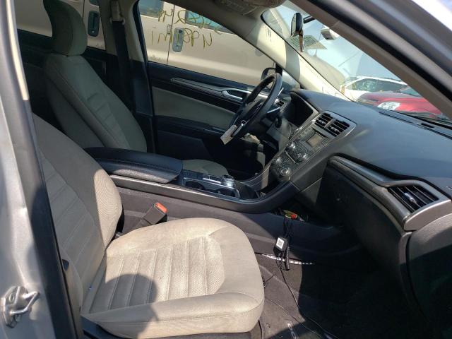 Photo 5 from auction – 2017 FORD FUSION S with VIN 3FA6P0G71HR372294