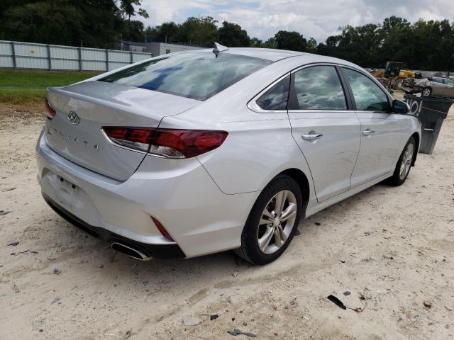 Photo 4 from auction – 2019 HYUNDAI SONATA LIM with VIN 5NPE34AF6KH747227