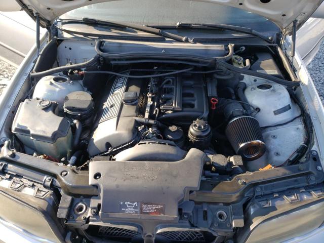 Photo 7 from auction – 2001 BMW 325 I with VIN WBAAV33441FU93229