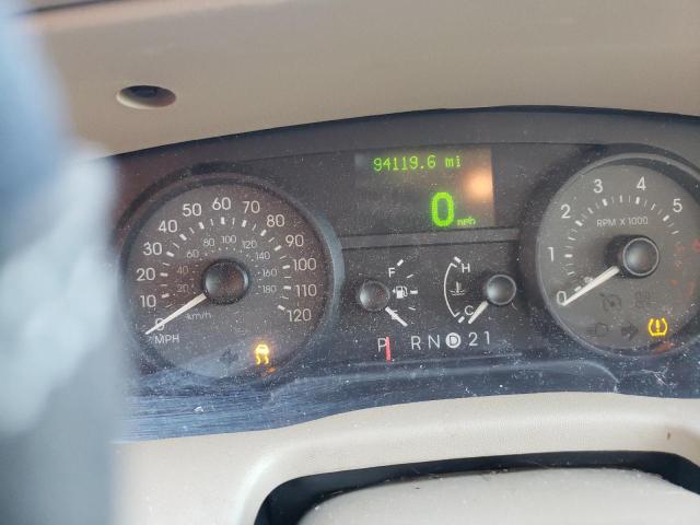 Photo 8 from auction – 2010 MERCURY GRAND MARQ with VIN 2MEBM7FV4AX616763