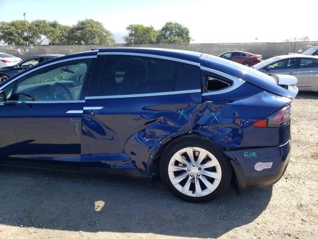 Photo 9 from auction – 2019 TESLA MODEL X with VIN 5YJXCDE23KF180618