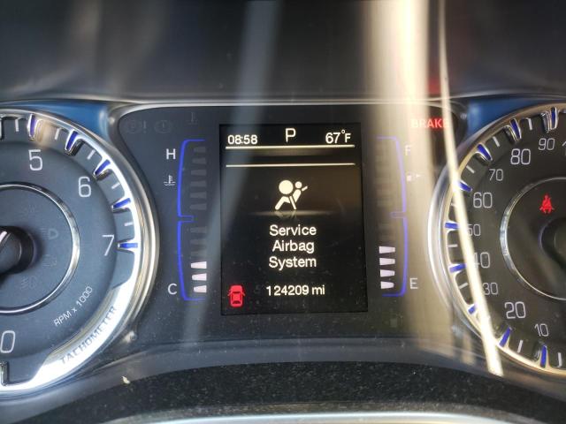 Photo 8 from auction – 2015 CHRYSLER 200 LIMITE with VIN 1C3CCCAB0FN616240