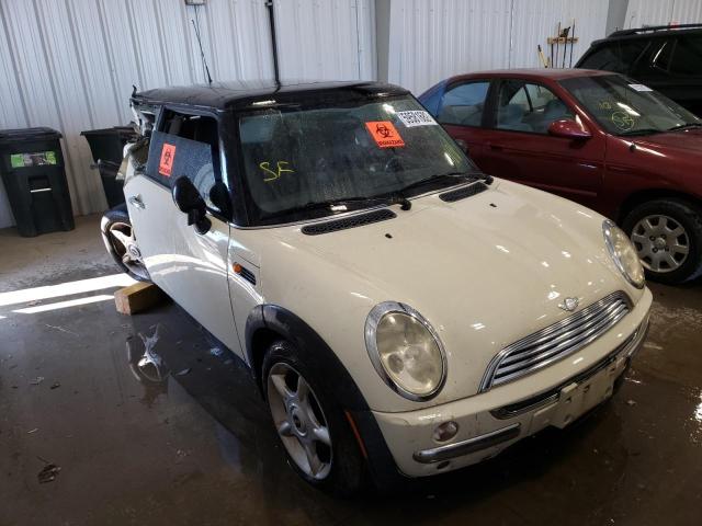 MINI COOPER 2003 with VIN WMWRC33463TE13817 - Photo from auction