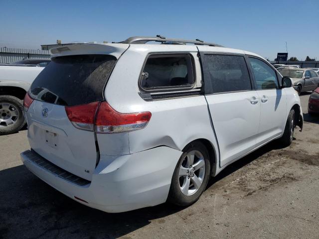 Photo 4 from auction – 2012 TOYOTA SIENNA LE with VIN 5TDKK3DC7CS179325