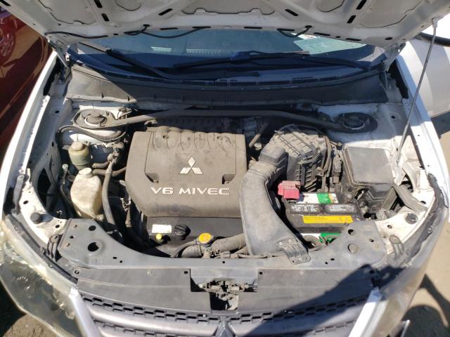 Photo 7 from auction – 2007 MITSUBISHI OUTLANDER with VIN JA4MS31X47Z002889
