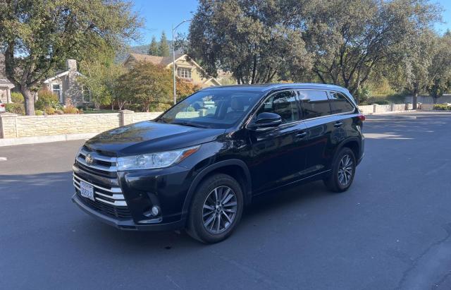 Photo 2 from auction – 2018 TOYOTA HIGHLANDER with VIN 5TDKZRFH4JS530440