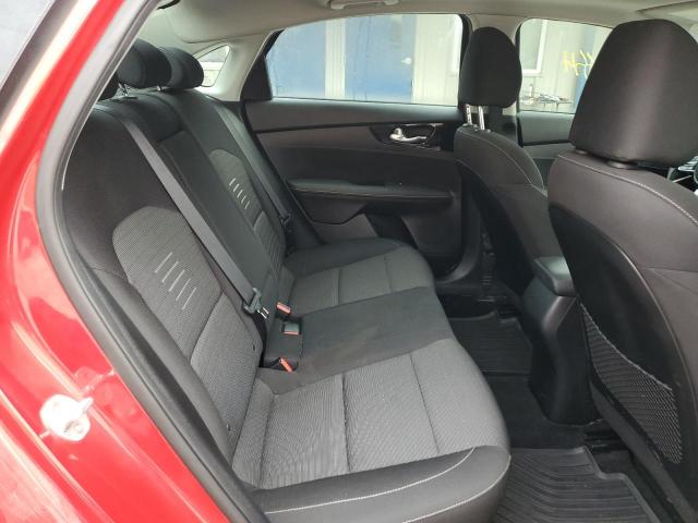 Photo 6 from auction – 2019 KIA FORTE GT L with VIN 3KPF34AD2KE045672