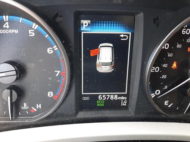 Photo 8 from auction – 2017 TOYOTA RAV4 XLE with VIN 2T3RFREV5HW633681
