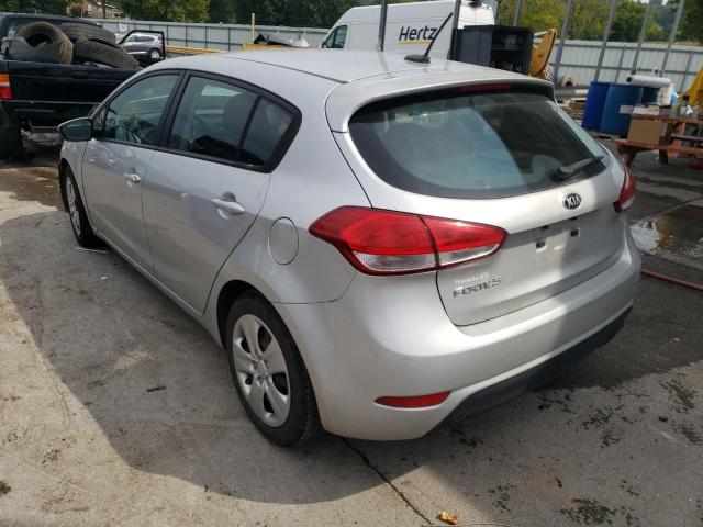 Photo 3 from auction – 2016 KIA FORTE LX with VIN KNAFK5A83G5637285