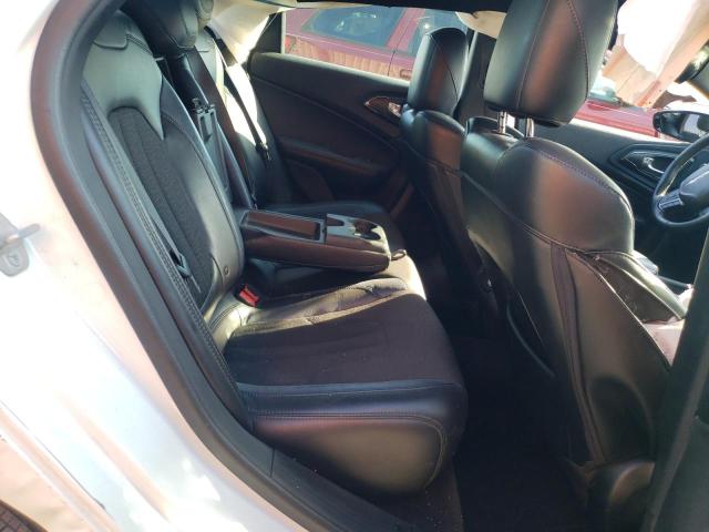 Photo 6 from auction – 2015 CHRYSLER 200 S with VIN 1C3CCCBG8FN542883