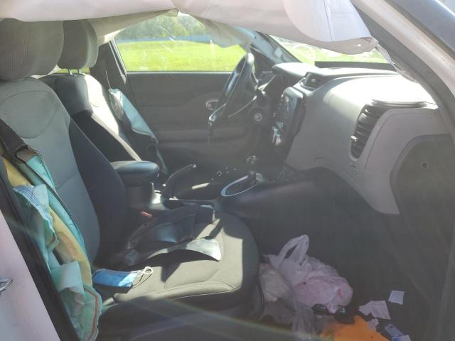 Photo 5 from auction – 2015 KIA SOUL with VIN KNDJN2A25F7197183