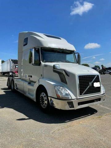 VOLVO VN VNL 2012 with VIN 4V4NC9EH7CN561839 - Photo from auction