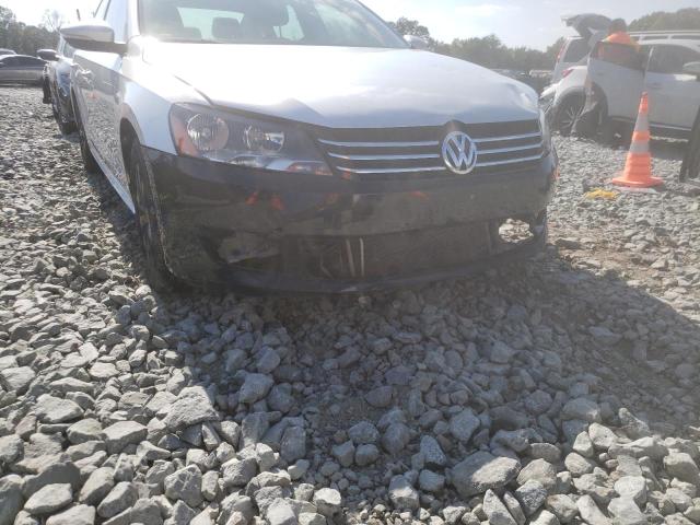 Photo 9 from auction – 2012 VOLKSWAGEN PASSAT S with VIN 1VWAP7A3XCC034366