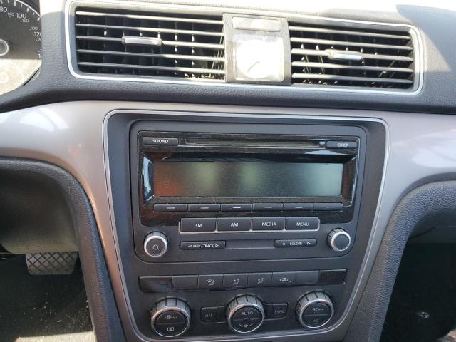 Photo 9 from auction – 2012 VOLKSWAGEN PASSAT S with VIN 1VWAP7A3XCC103962