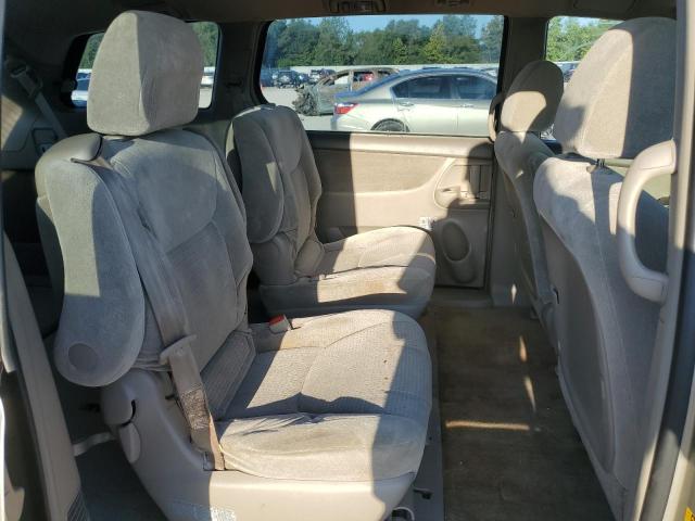 Photo 6 from auction – 2010 TOYOTA SIENNA CE with VIN 5TDKK4CC7AS296083