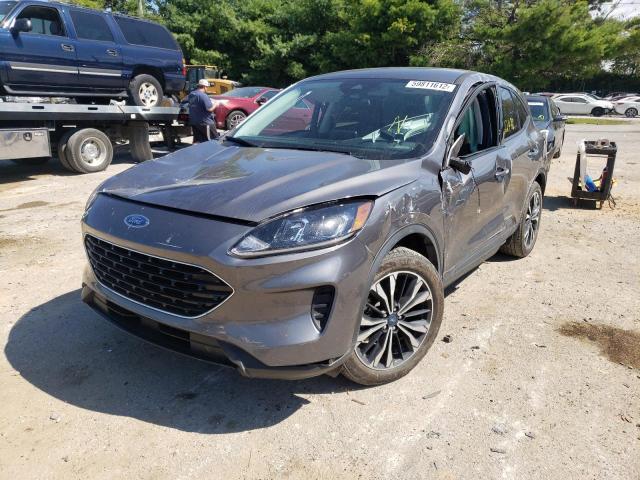 Photo 2 from auction – 2021 FORD ESCAPE SE with VIN 1FMCU0BZ3MUA22744