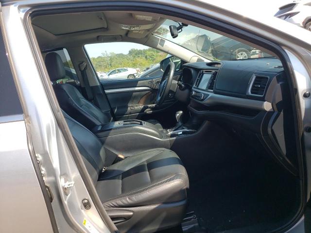 Photo 5 from auction – 2015 TOYOTA HIGHLANDER with VIN 5TDJKRFH4FS185241