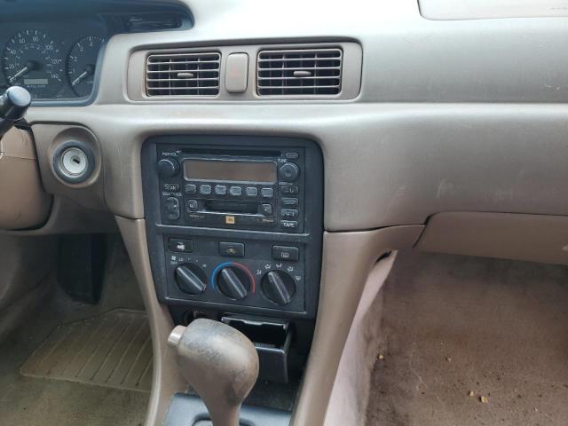 Photo 9 from auction – 2001 TOYOTA CAMRY LE with VIN 4T1BF22K31U126831