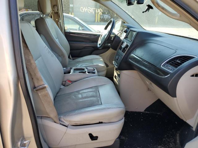 Photo 5 from auction – 2014 CHRYSLER TOWN & COU with VIN 2C4RC1CG0ER115918