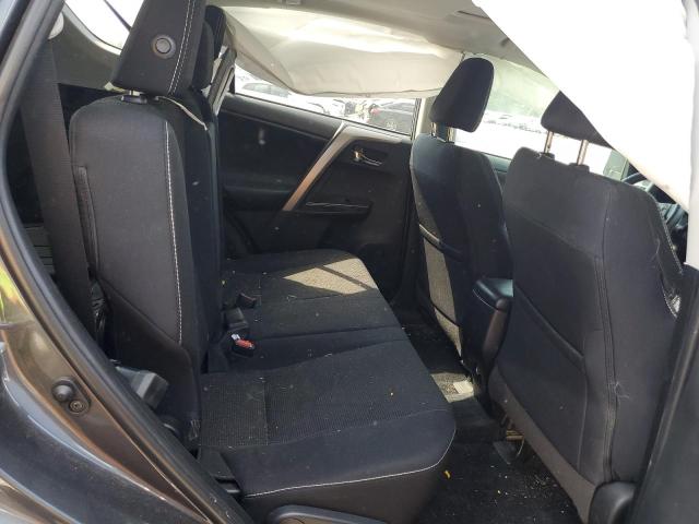 Photo 6 from auction – 2018 TOYOTA RAV4 with VIN 2T3RFREV7JW847920
