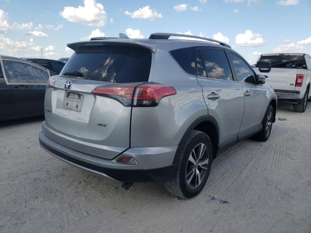 Photo 4 from auction – 2017 TOYOTA RAV4 XLE with VIN 2T3WFREV4HW348084