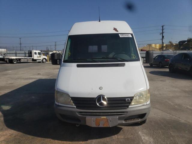 Photo 9 from auction – 2003 SPRINTER 3500 SPRIN with VIN WD2YD542035487271