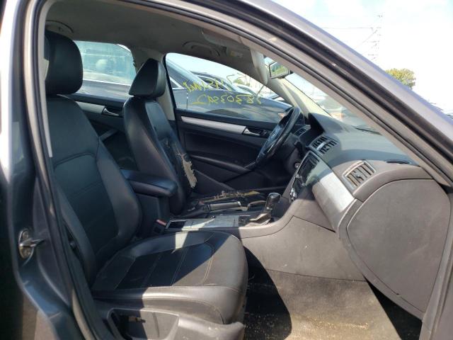 Photo 5 from auction – 2012 VOLKSWAGEN PASSAT SE with VIN 1VWBP7A33CC105671