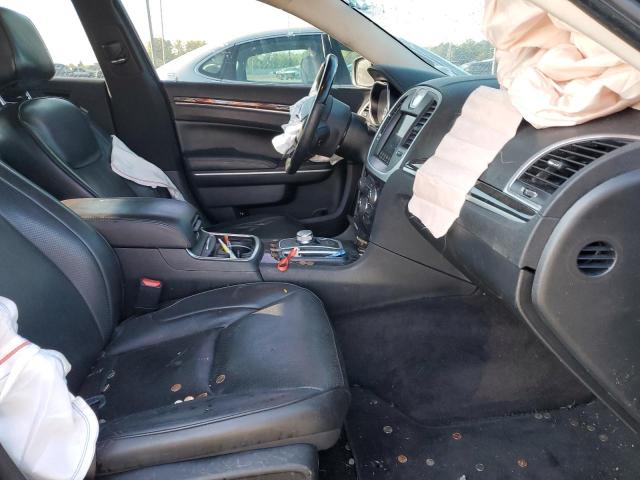 Photo 5 from auction – 2019 CHRYSLER 300 LIMITE with VIN 2C3CCAKG3KH536898