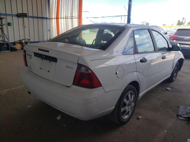 Photo 4 from auction – 2005 FORD FOCUS ZX4 with VIN 1FAFP34N05W154747
