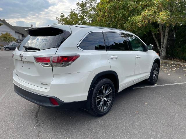 Photo 4 from auction – 2016 TOYOTA HIGHLANDER with VIN 5TDJKRFH9GS343199