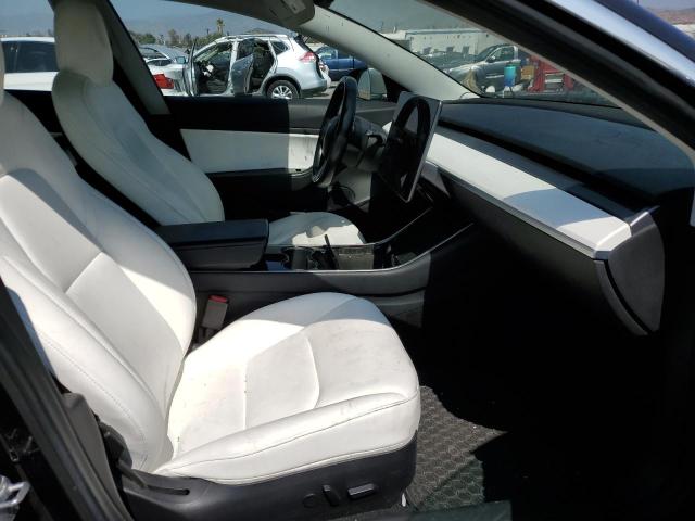 Photo 5 from auction – 2018 TESLA MODEL 3 with VIN 5YJ3E1EBXJF096009