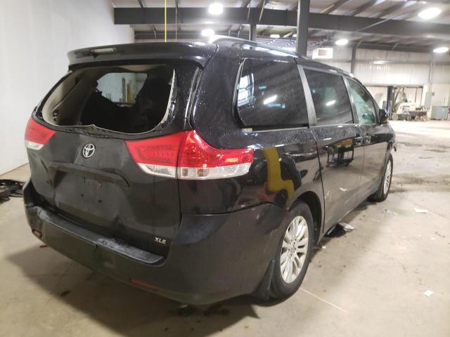 Photo 4 from auction – 2012 TOYOTA SIENNA XLE with VIN 5TDYK3DC0CS209422