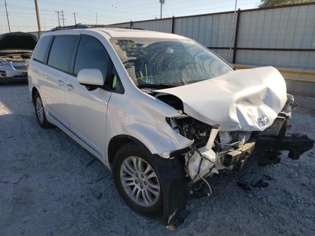 TOYOTA SIENNA XLE 2017 with VIN 5TDYZ3DC1HS767976 - Photo from auction