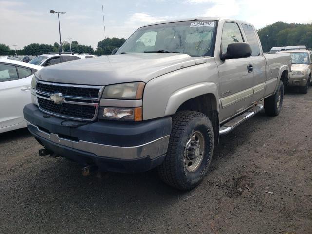 Photo 2 from auction – 2006 CHEVROLET SILVERADO with VIN 1GCHK29U96E236446
