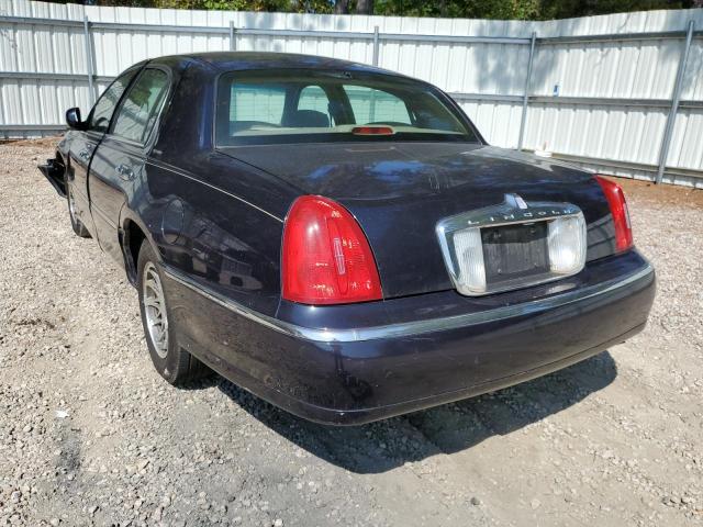 Photo 3 from auction – 2000 LINCOLN TOWN CAR S with VIN 1LNHM82W5YY856829