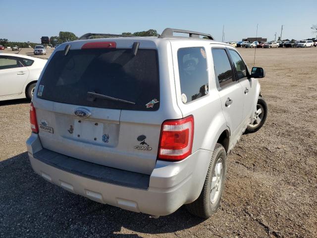 Photo 4 from auction – 2009 FORD ESCAPE XLT with VIN 1FMCU93G89KC39615