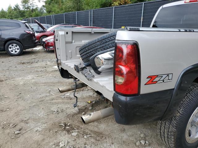 Photo 9 from auction – 2005 CHEVROLET SILVERADO with VIN 1GCEK19B45Z215877