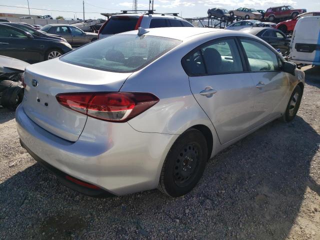 Photo 4 from auction – 2017 KIA FORTE LX with VIN 3KPFK4A73HE097253