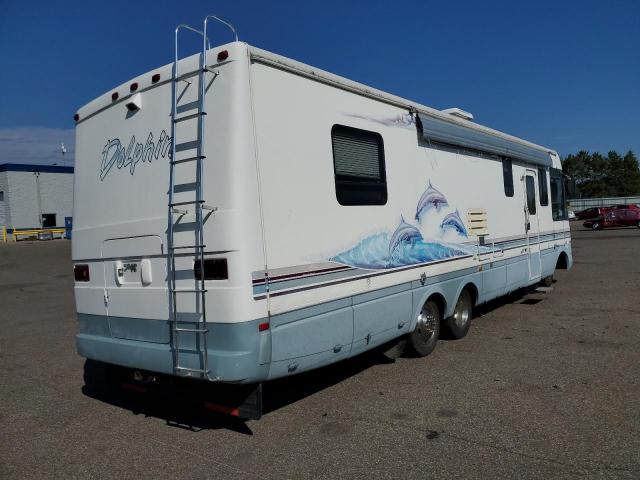 Photo 4 from auction – 1998 CHEVROLET P30 with VIN 1GBLP37J3W3307974