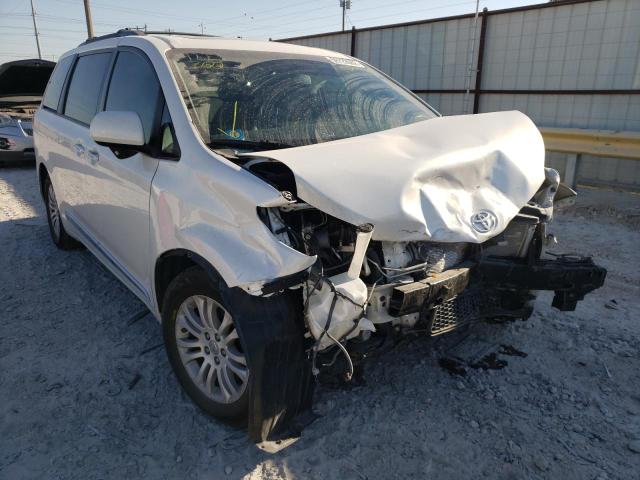 Photo 9 from auction – 2017 TOYOTA SIENNA XLE with VIN 5TDYZ3DC1HS767976