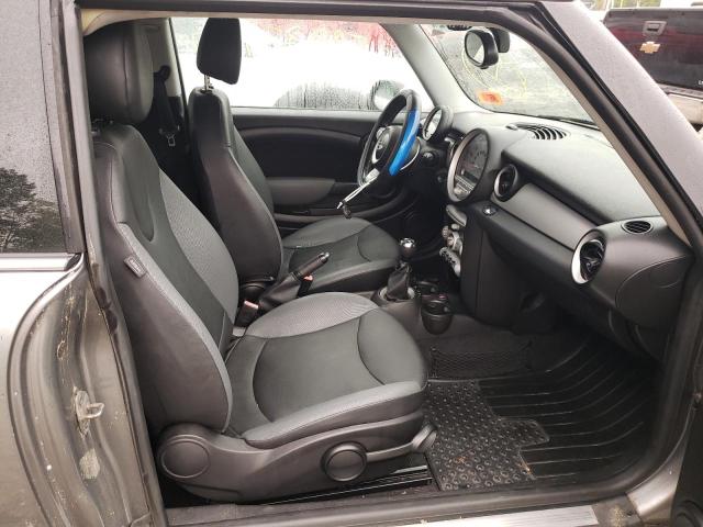 Photo 5 from auction – 2010 MINI COOPER CLU with VIN WMWML3C51ATX51848