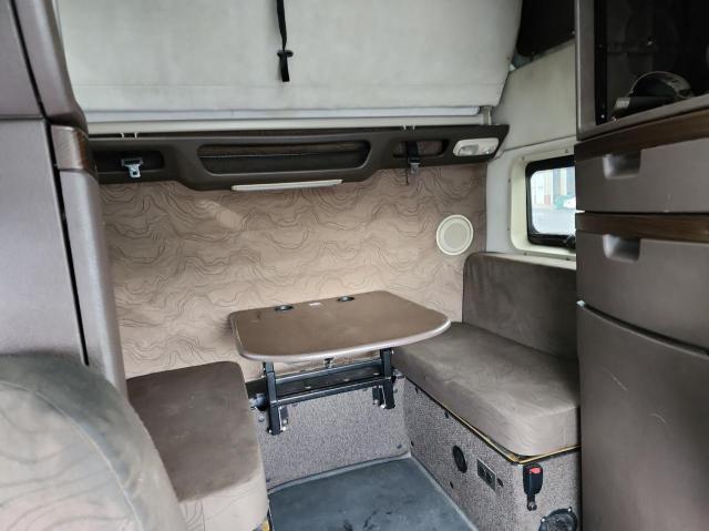 Photo 6 from auction – 2013 VOLVO VN VNL with VIN 4V4NC9EH2DN546599