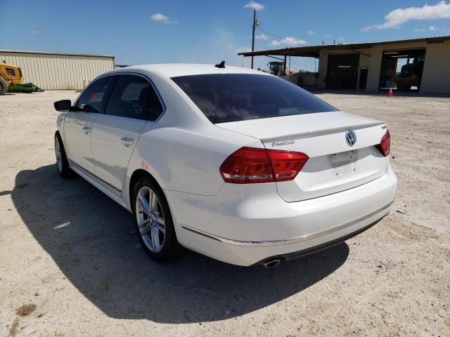 Photo 3 from auction – 2015 VOLKSWAGEN PASSAT SEL with VIN 1VWCV7A30FC089797