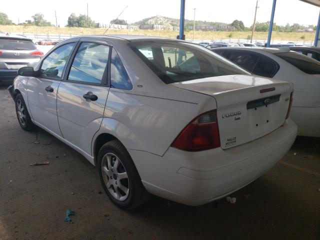 Photo 3 from auction – 2005 FORD FOCUS ZX4 with VIN 1FAFP34N05W154747