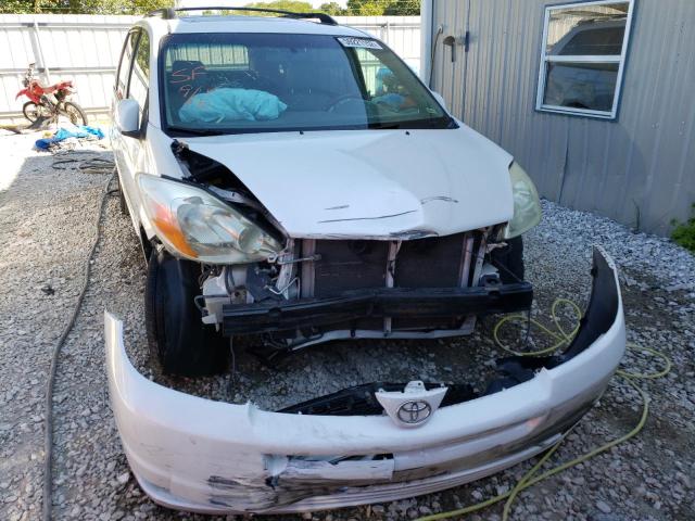 Photo 9 from auction – 2004 TOYOTA SIENNA CE with VIN 5TDZA22C04S076554
