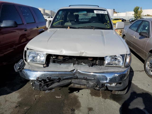 Photo 9 from auction – 1999 TOYOTA 4RUNNER SR with VIN JT3GN86R2X0103858