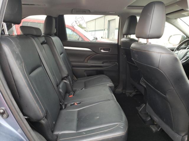 Photo 6 from auction – 2015 TOYOTA HIGHLANDER with VIN 5TDJKRFHXFS166371