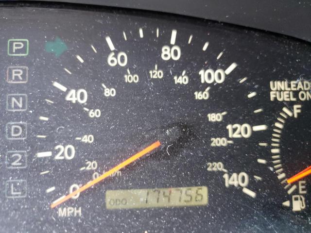 Photo 8 from auction – 2000 LEXUS ES 300 with VIN JT8BF28G3Y0270323